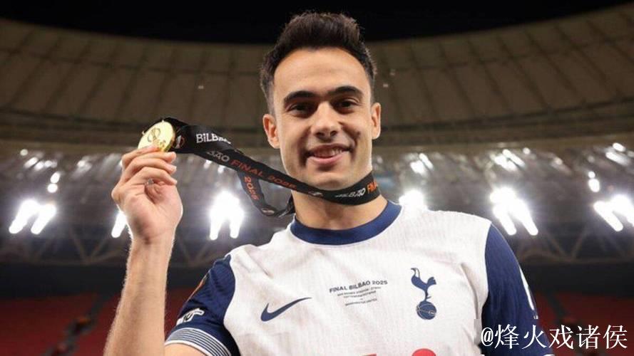 迈阿密国际官宣：雷吉隆加盟，签约至2027年底